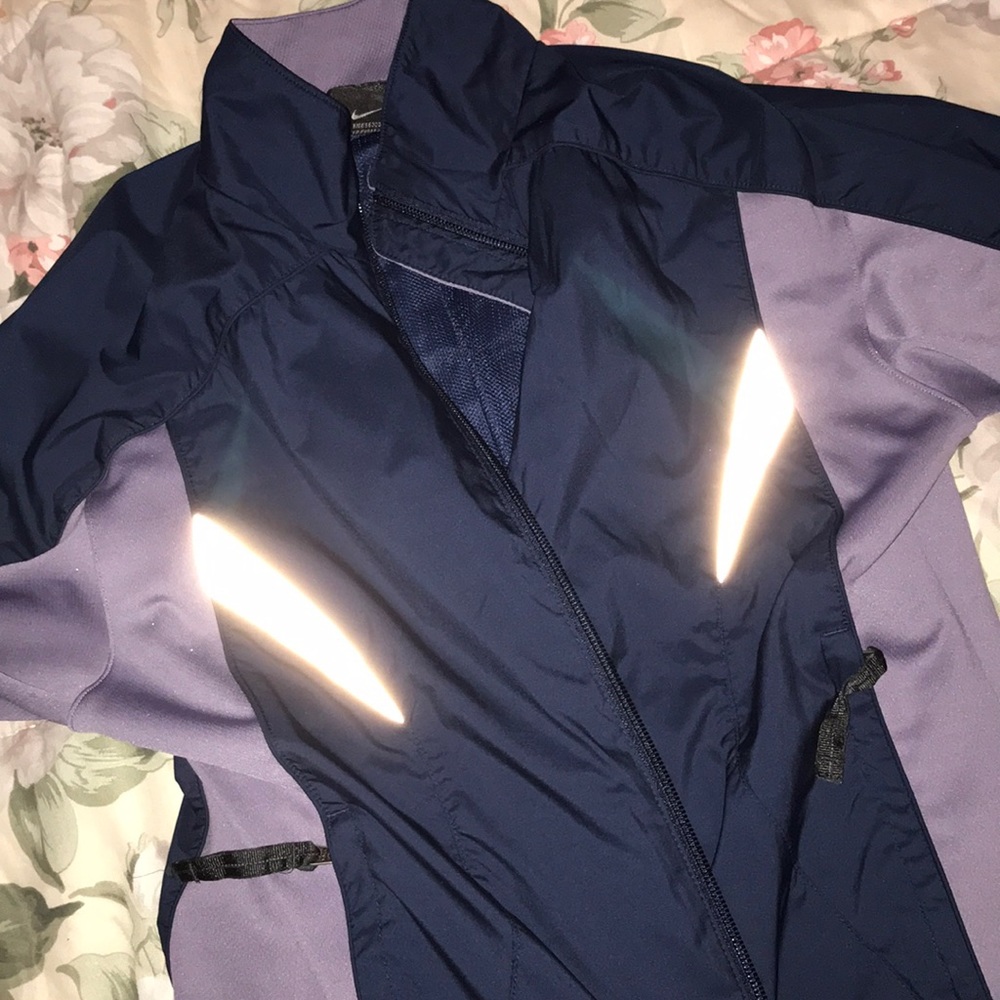 Nike active wear jacket